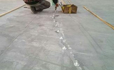 确保临夏县临夏县环氧地坪工程质量必须严格把控三个环节